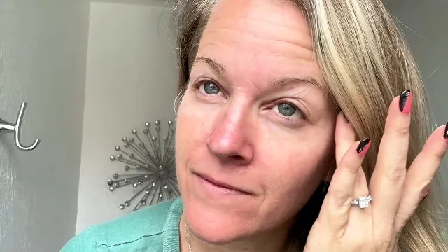 SEAMANTIKA Puffy Eye Treatment Review: Under-Eye Cream image 7