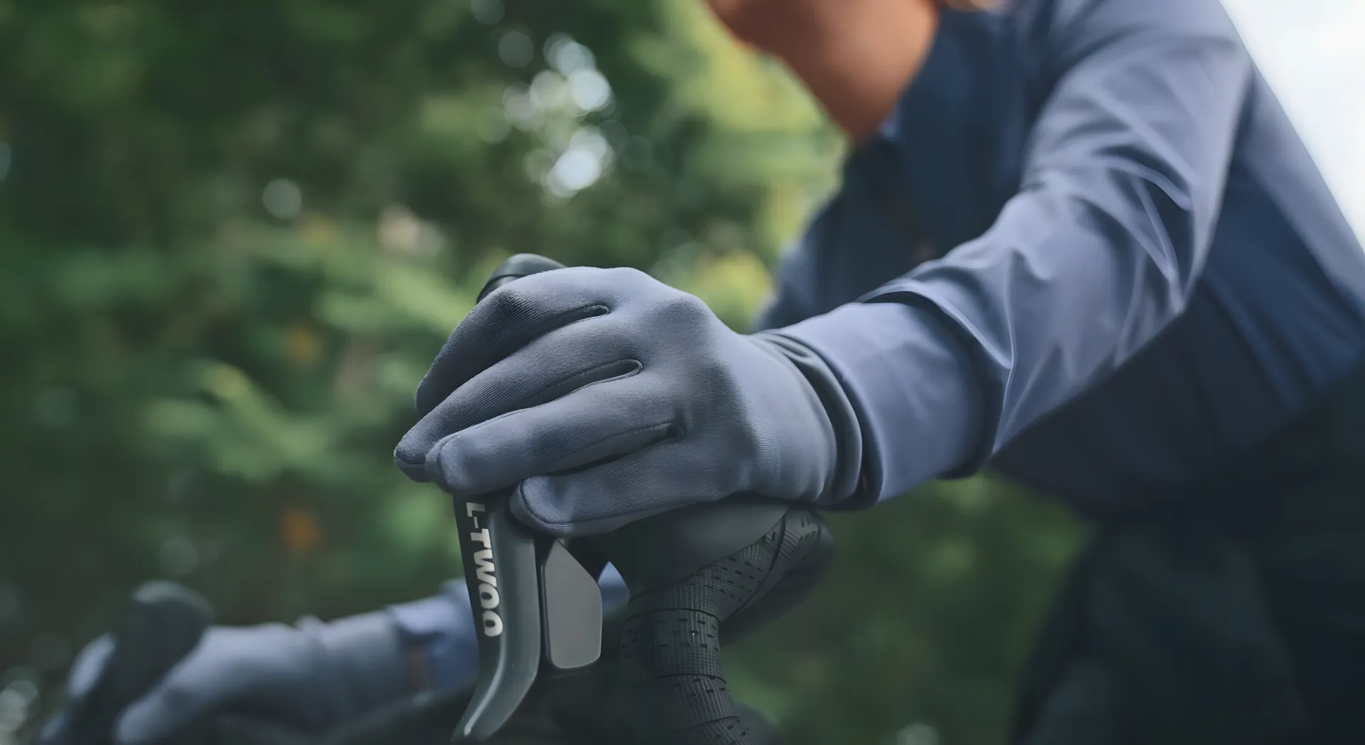Aegend Lightweight Winter Gloves Review image 7