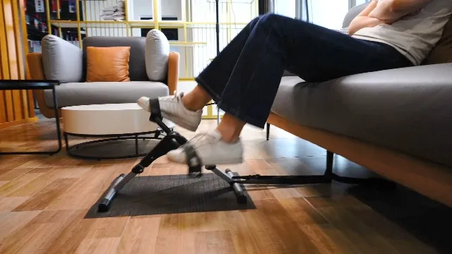 AGM Folding Pedal Exerciser Review: Mini Under Desk Bike image 7