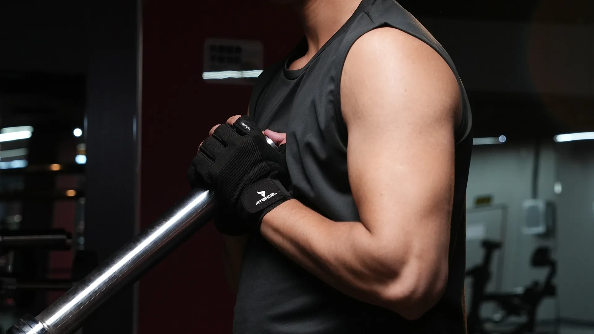 ATERCEL Workout Gloves Review: Budget Gym Grip Gloves image 7