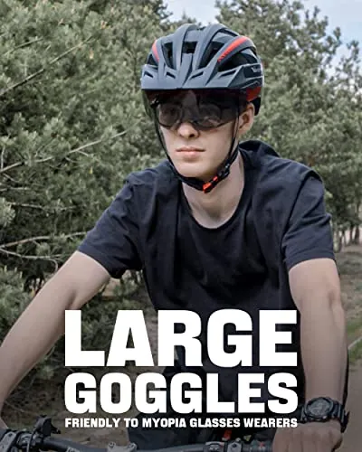 VICTGOAL Bike Helmet Review: Rear Light and Visor image 5